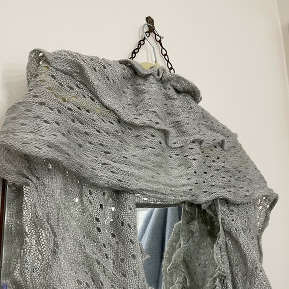 90 inch length Silver grey gray knit scarf ruffle shall wrap - Picture 2 of 6